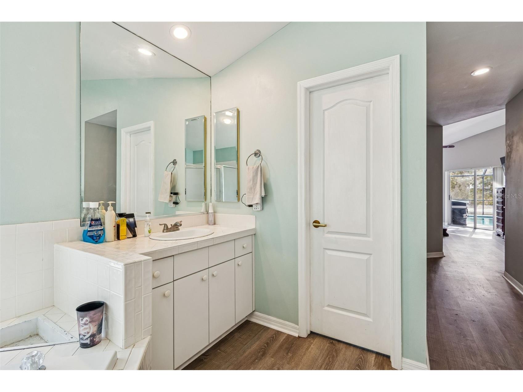 16711 Longleat Drive Lutz FL 33549 TB8476216 image31