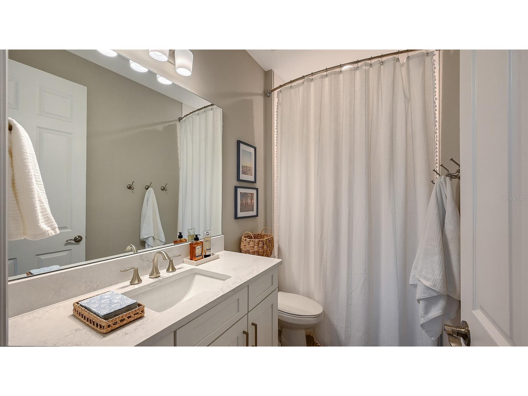 16711 Seraphic Trail Bradenton FL 34211 A4682837 image25