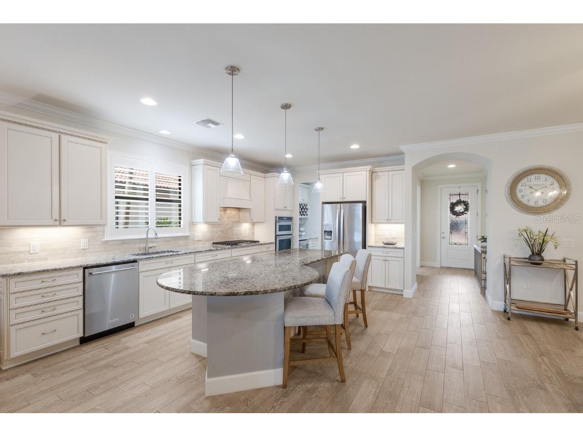 16719 Ellsworth Avenue Bradenton FL 34202 A4644063 image9