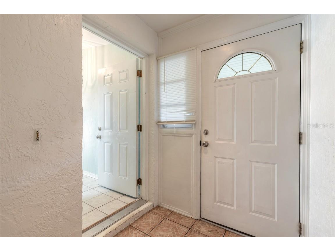 1672 Espanola Avenue Daytona Beach FL 32117 O6359347 image6