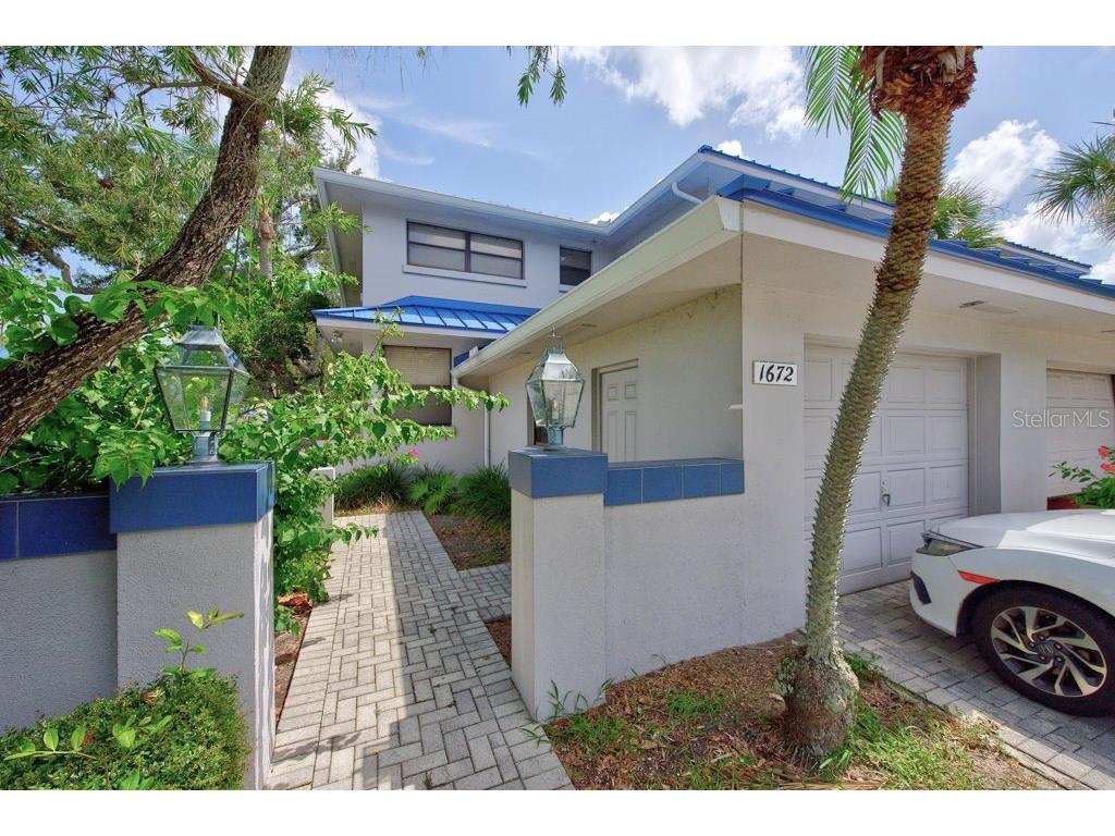 1672 Watermark Circle NE Saint Petersburg FL 33702 TB8531944 image1