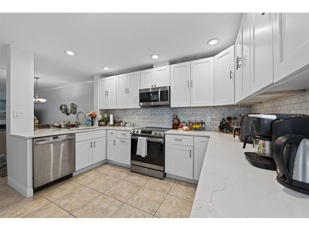 1672 Watermark Circle NE Saint Petersburg FL 33702 TB8531944 image22