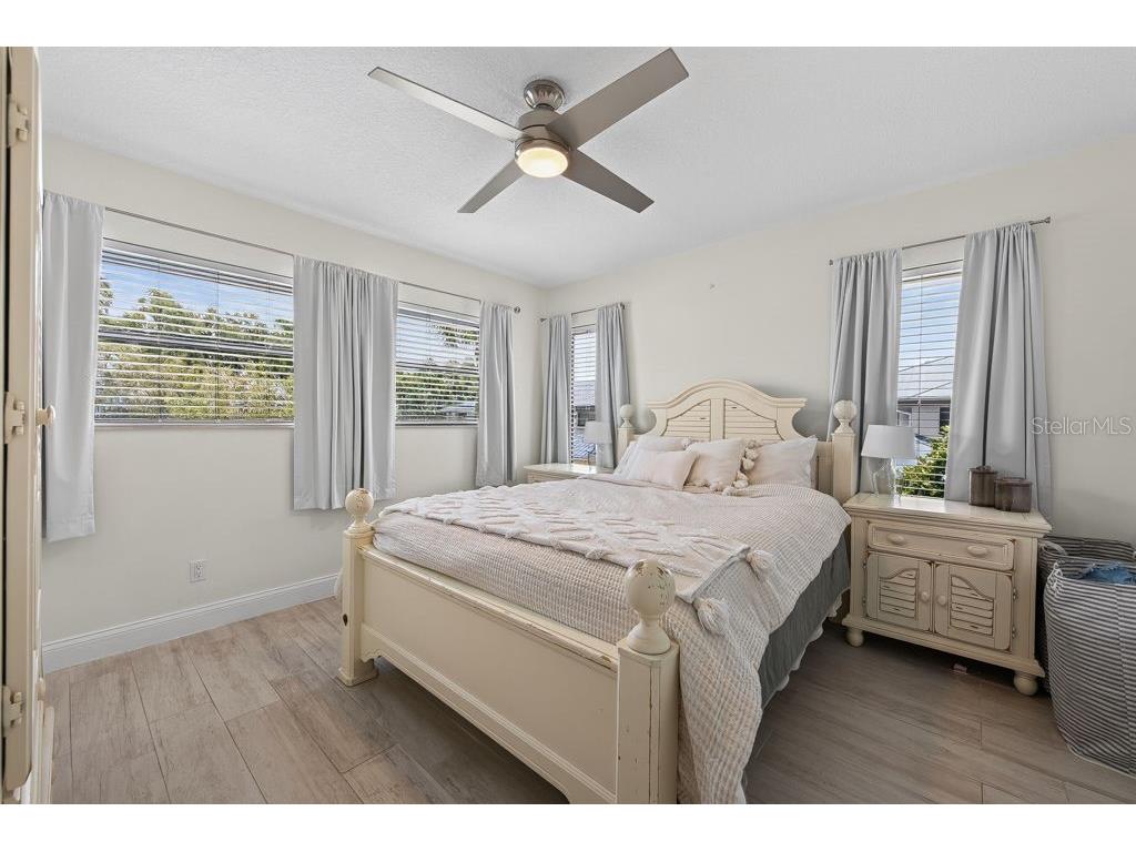 1672 Watermark Circle NE Saint Petersburg FL 33702 TB8531944 image37