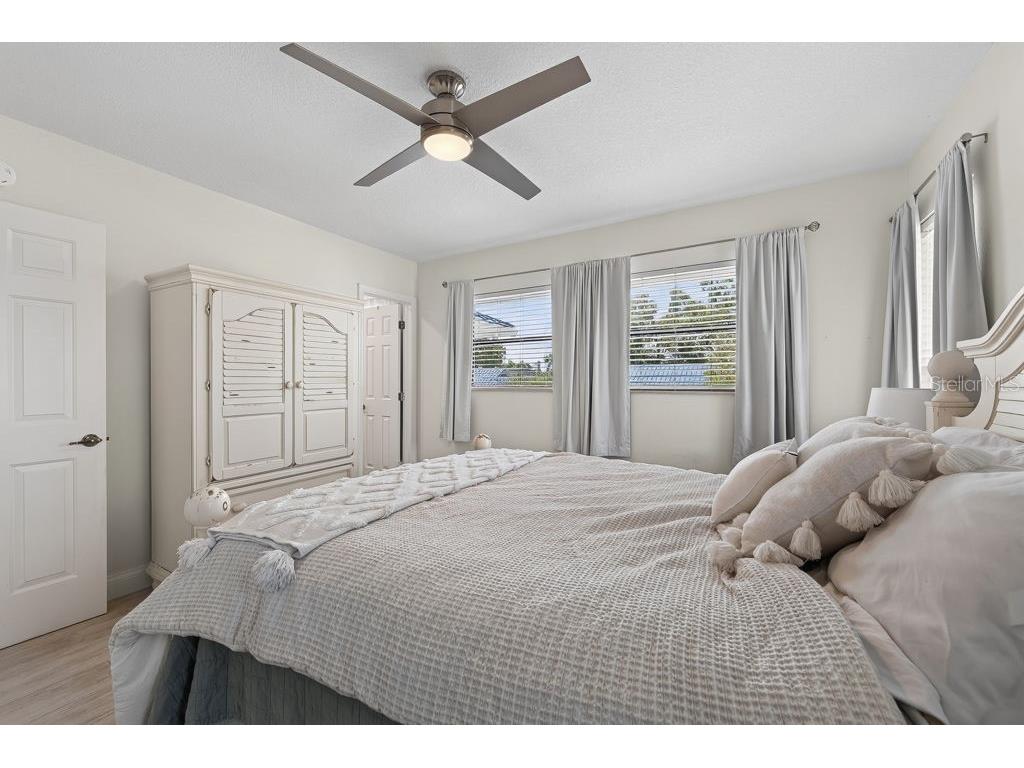 1672 Watermark Circle NE Saint Petersburg FL 33702 TB8531944 image38