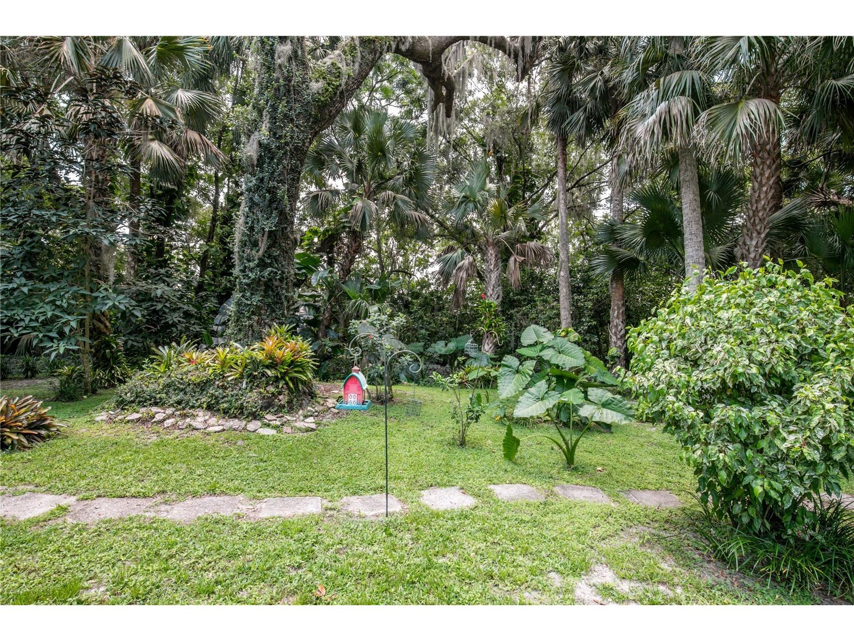 16720 Beauclaire Ct Tavares FL 32778 - HARRIS CHAIN OF LAKES G5113762 image31