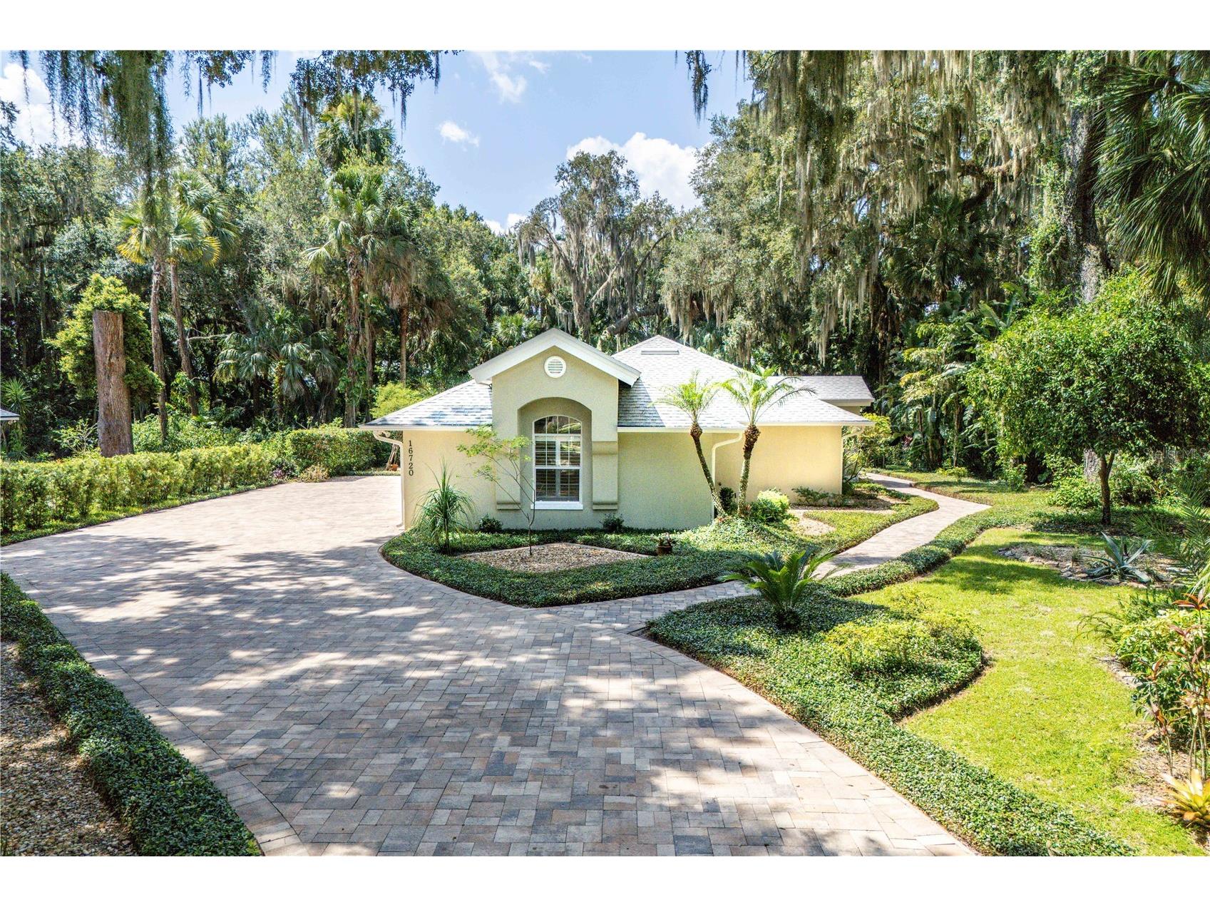 16720 Beauclaire Ct Tavares FL 32778 - HARRIS CHAIN OF LAKES G5113762 image32