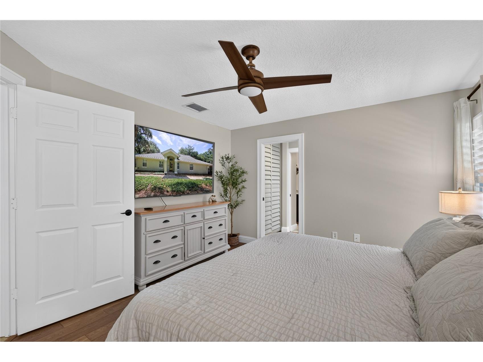 16720 Beauclaire Ct Tavares FL 32778 - HARRIS CHAIN OF LAKES G5113762 image6