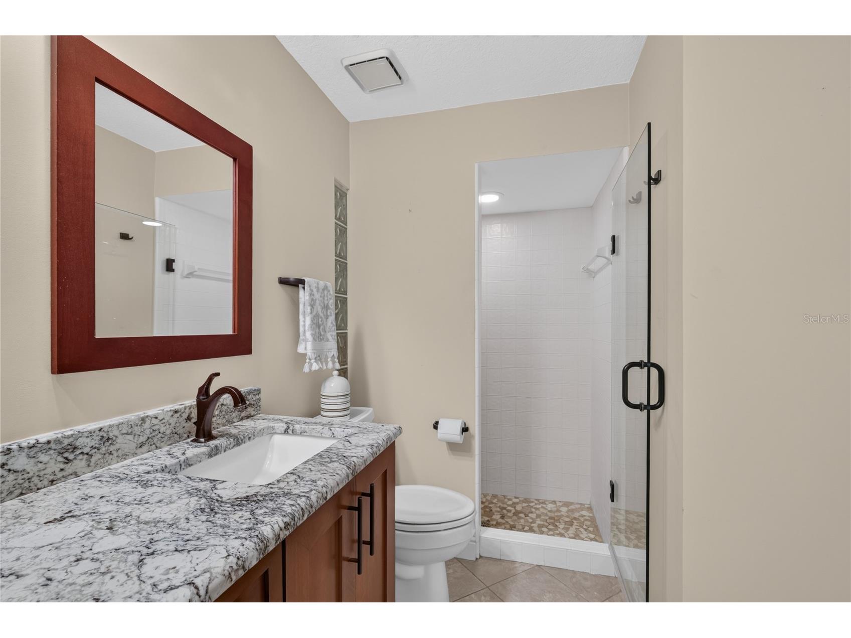 16720 Beauclaire Ct Tavares FL 32778 - HARRIS CHAIN OF LAKES G5113762 image9