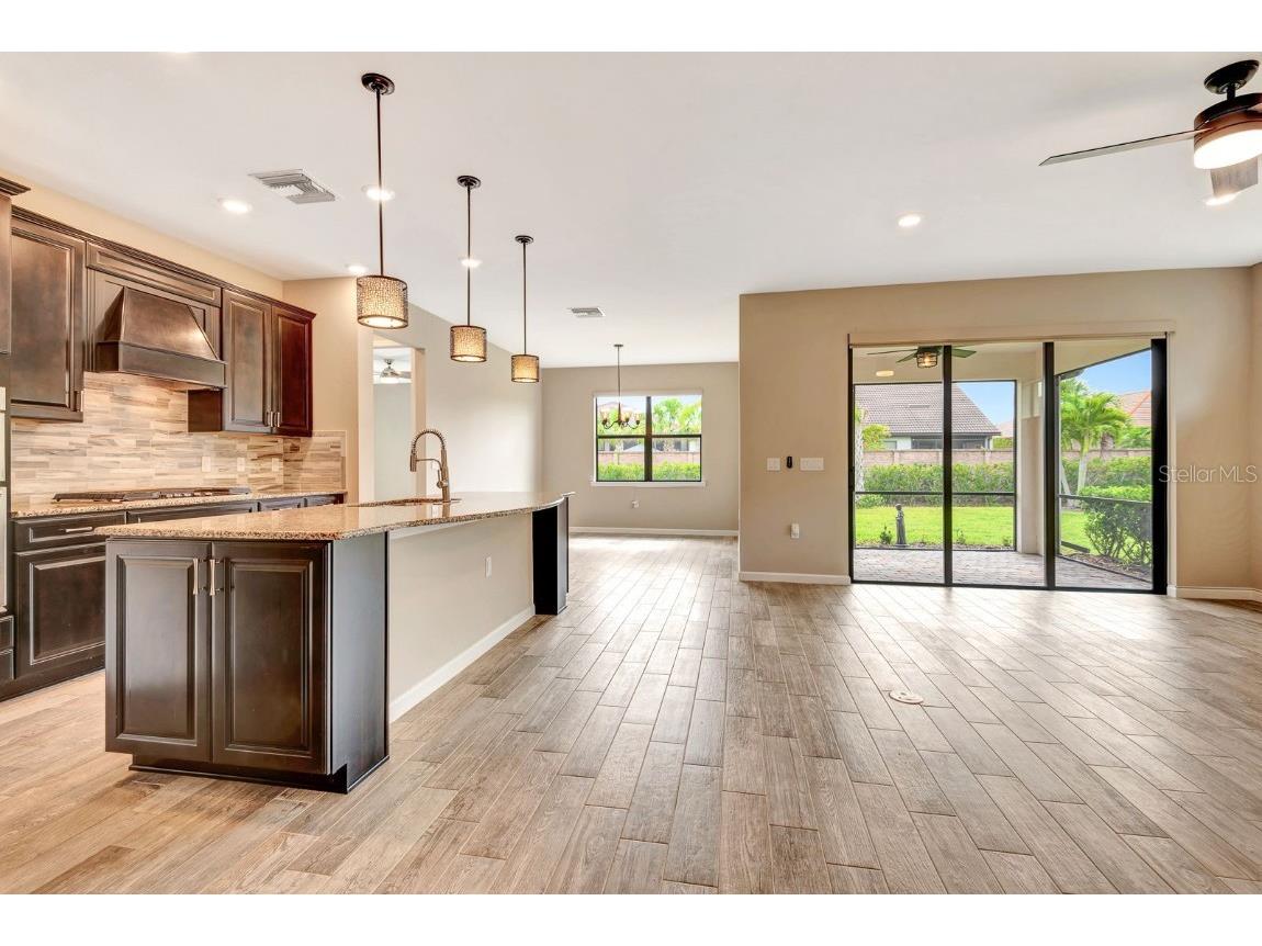 16723 Blackwater Terrace Bradenton FL 34202 TB8389507 image6