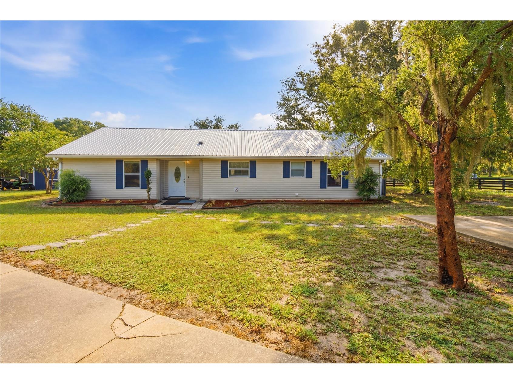 16723 SE 173rd Terrace Road Weirsdale FL 32195 - No name O6416233 image1