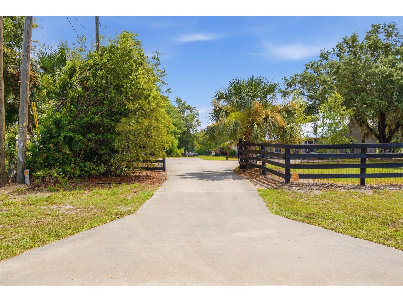 16723 SE 173rd Terrace Road Weirsdale FL 32195 - No name O6416233 image37