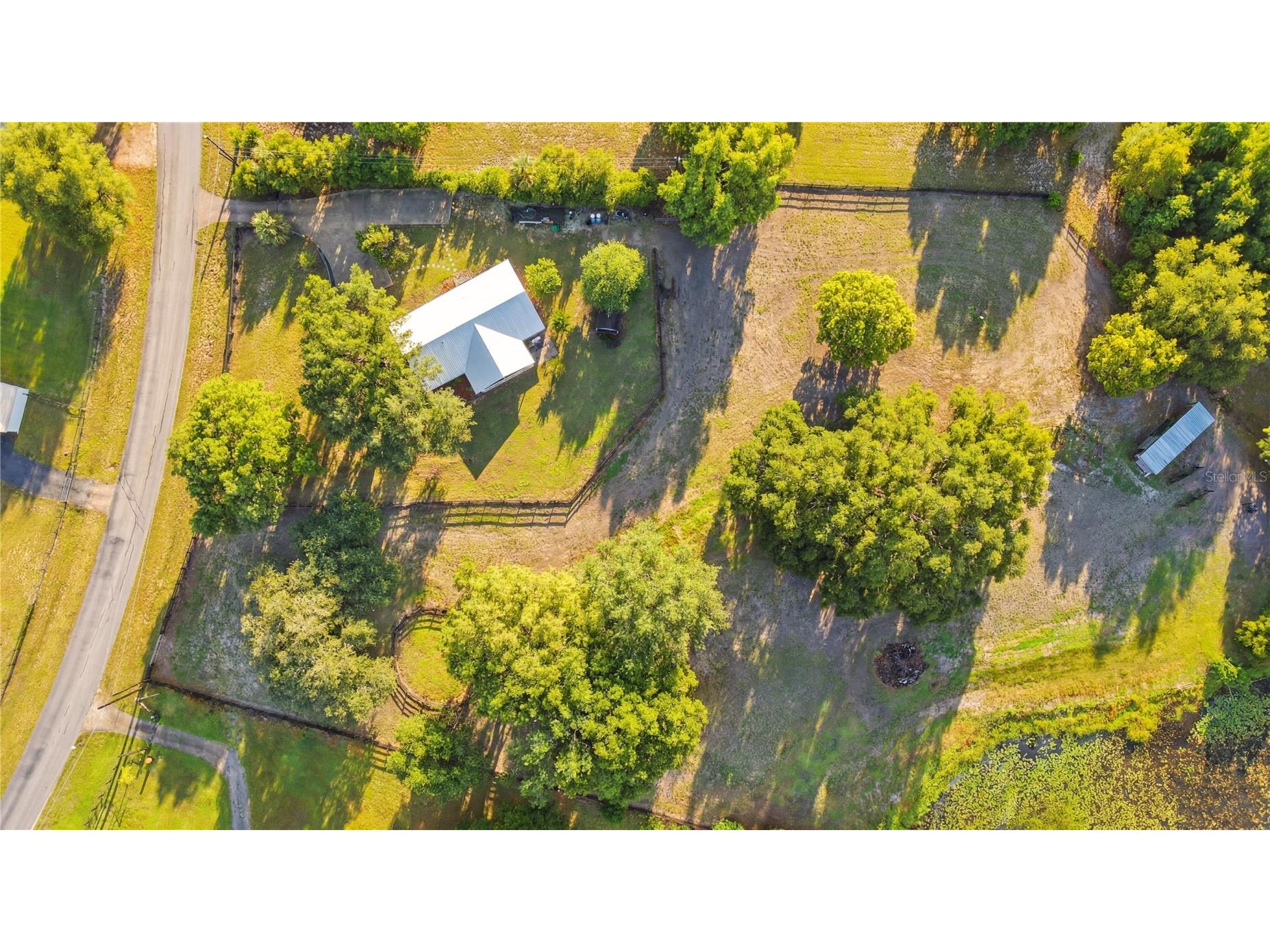 16723 SE 173rd Terrace Road Weirsdale FL 32195 - No name O6416233 image43