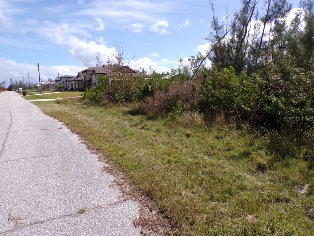 16724 Liggett Circle Port Charlotte FL 33981 - SANTA CRUZ WATERWAY C7499246 image11