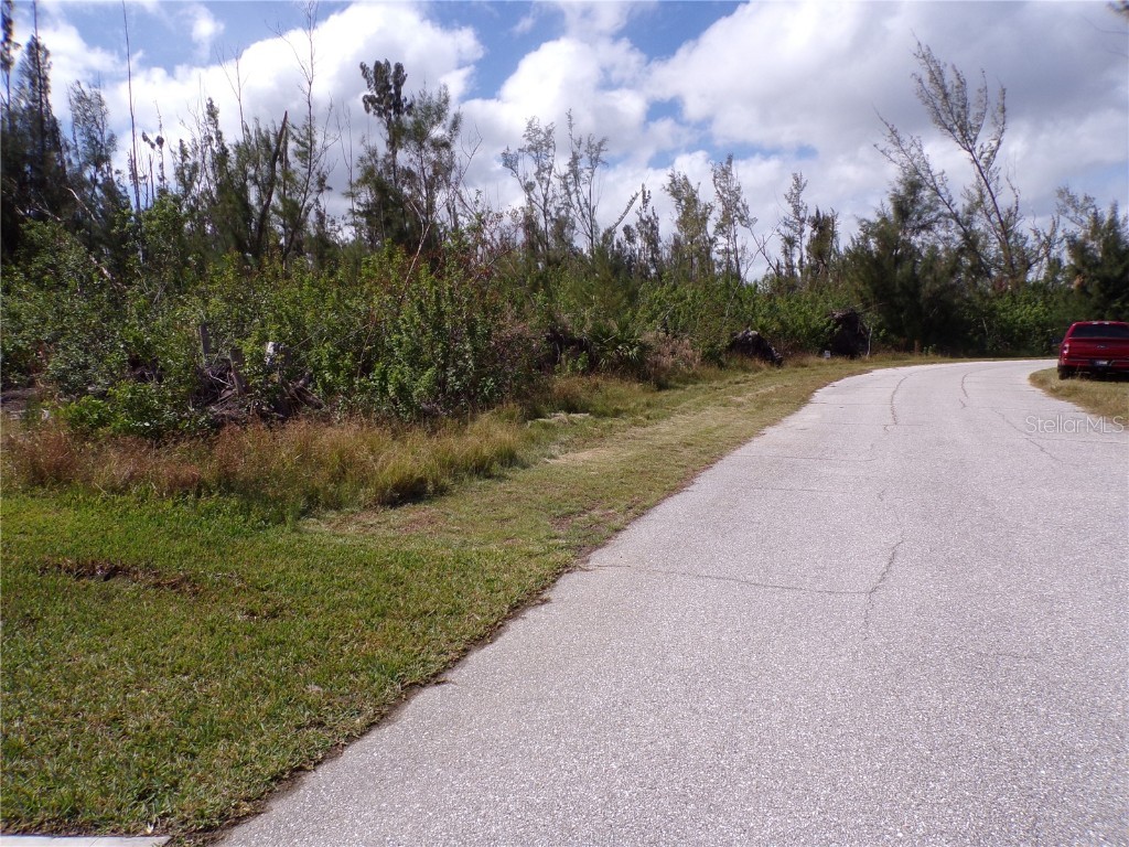 16724 Liggett Circle Port Charlotte FL 33981 - SANTA CRUZ WATERWAY C7499246 image3