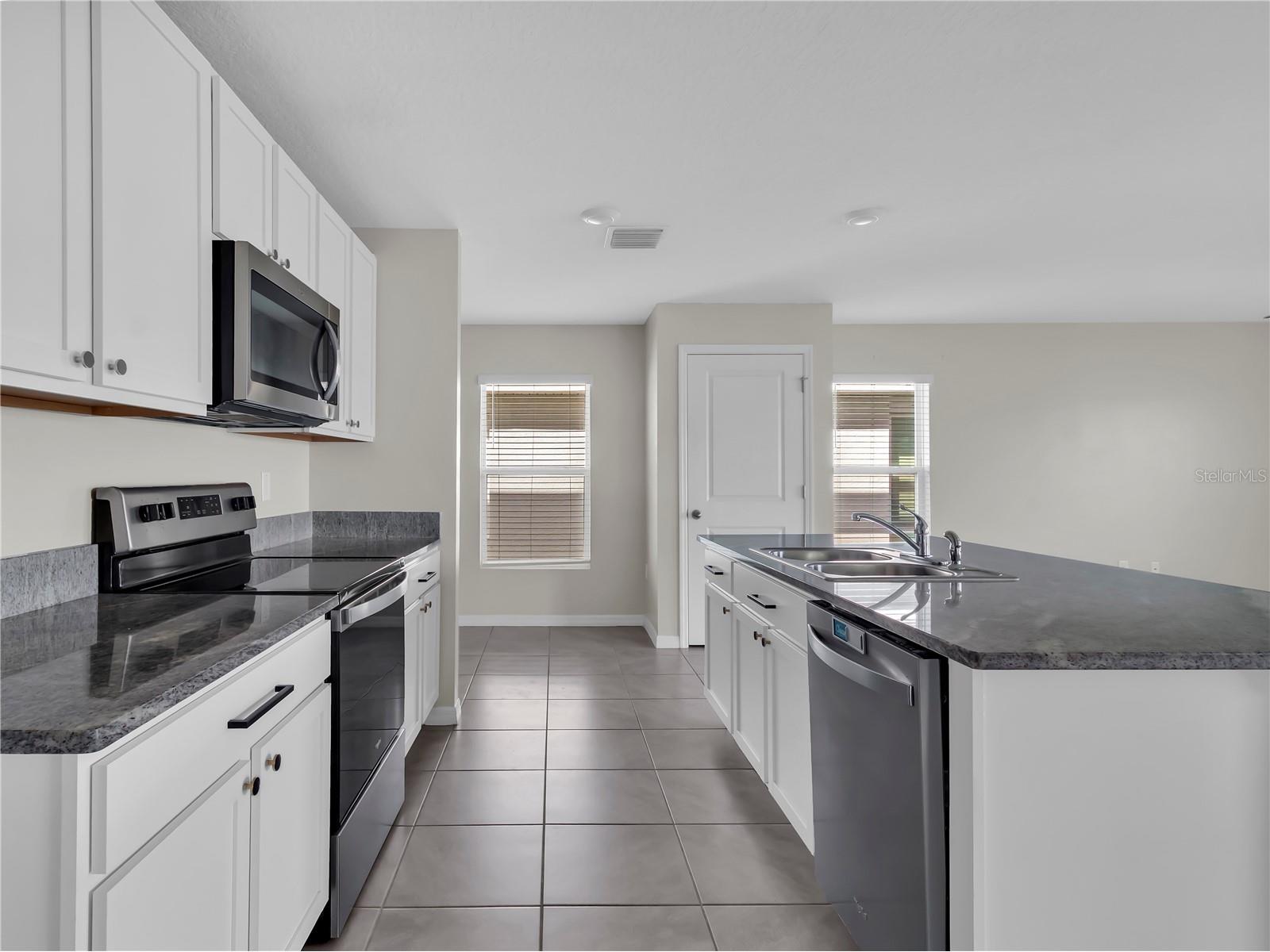 16728 Kingman Reef Street Wimauma FL 33598 TB8485466 image5