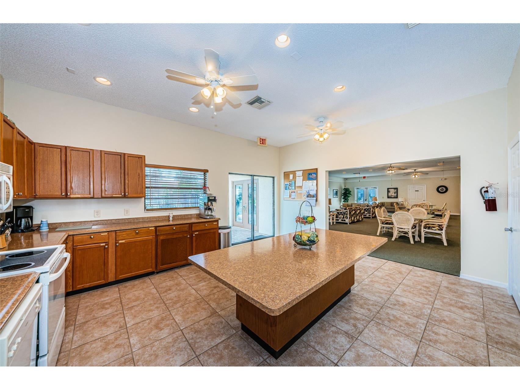 1673 Seascape Circle #102 Tarpon Springs FL 34689 TB8524546 image59