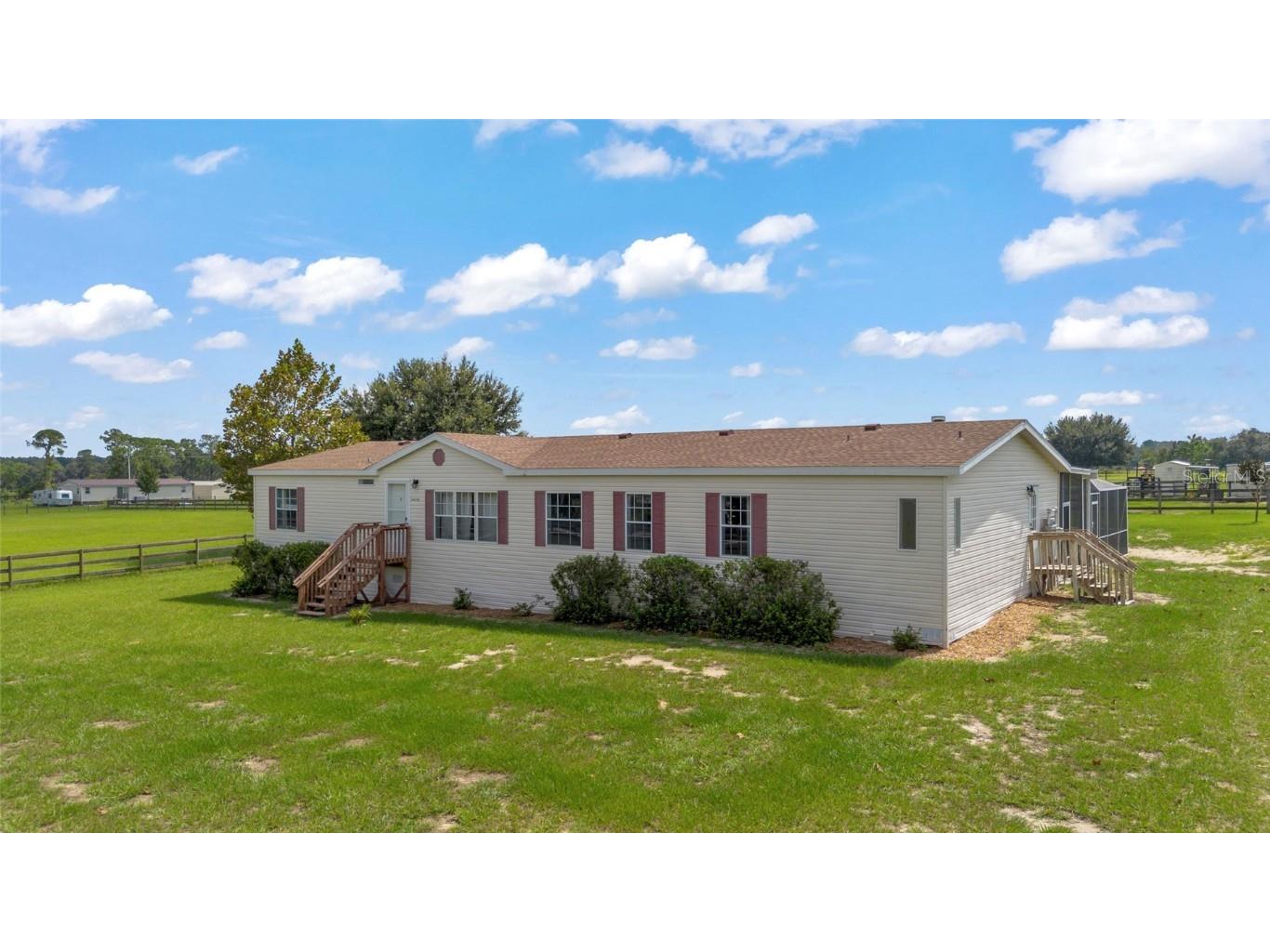 16730 SE 152nd Place Rd Weirsdale FL 32195 OM685984 image1