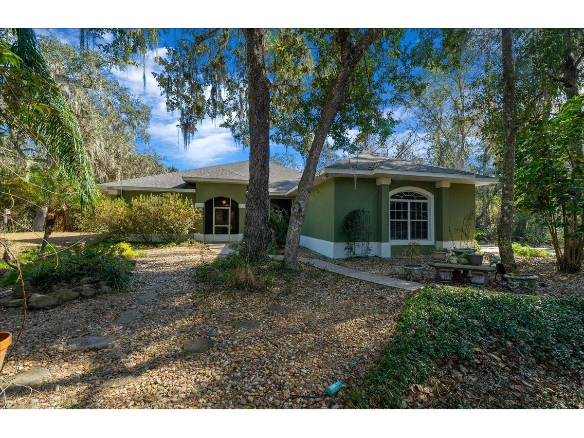 16731 SE 181st Terrace Weirsdale FL 32195 OM716842 image1