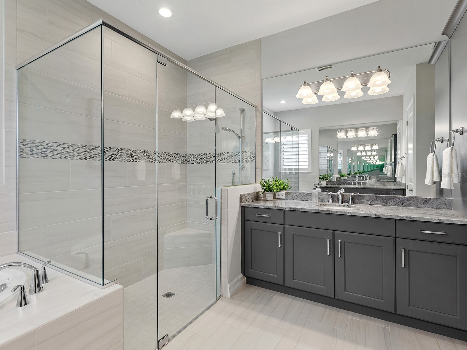 16739 Verona Place Lakewood Ranch FL 34202 A4693309 image37