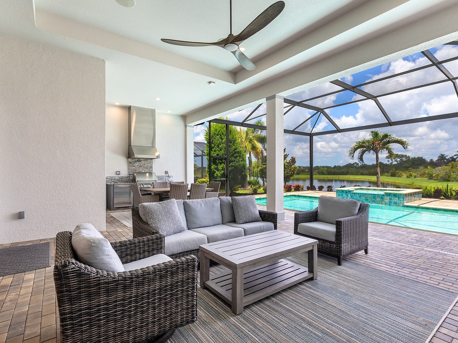 16739 Verona Place Lakewood Ranch FL 34202 A4693309 image48