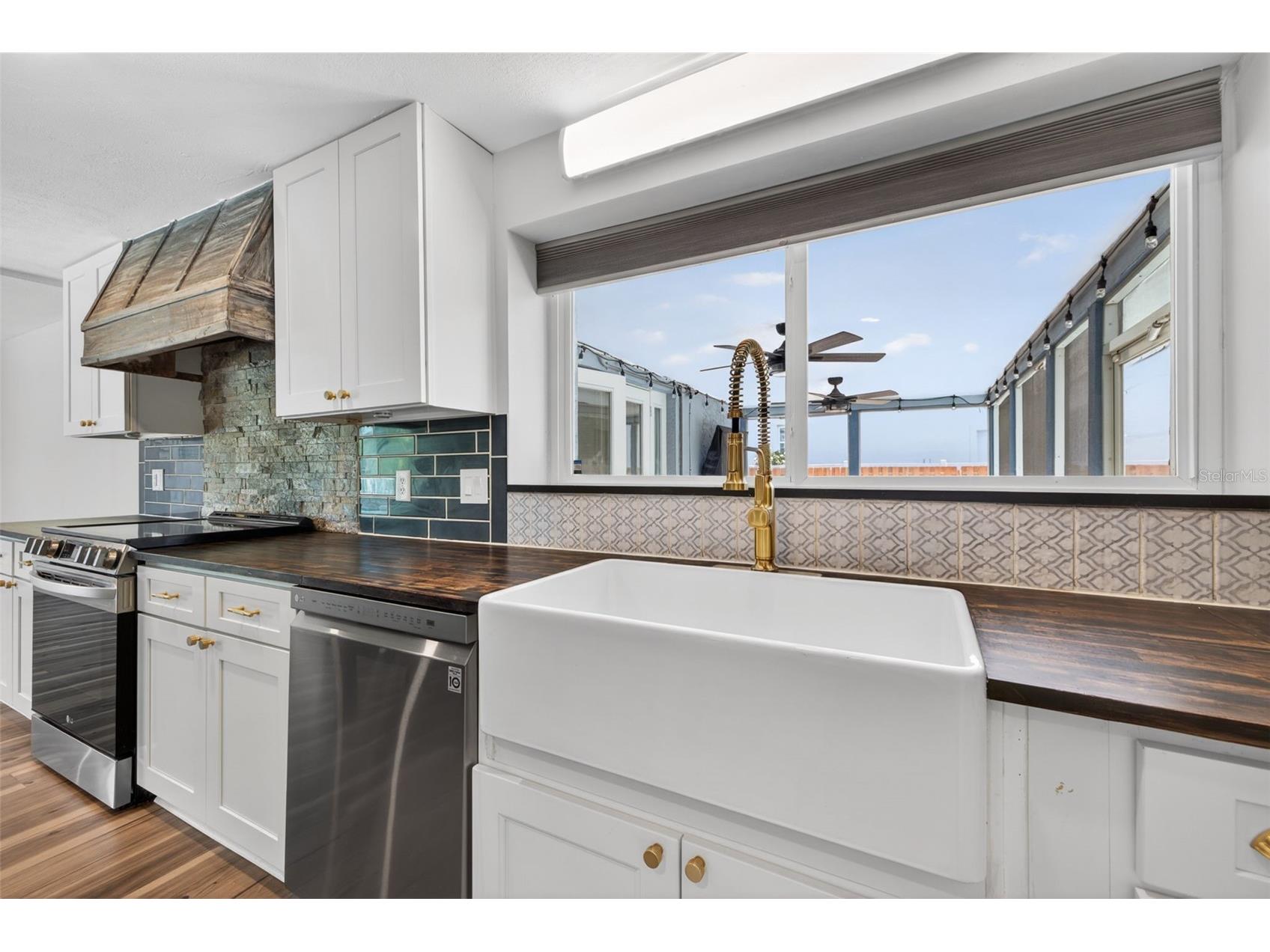 1674 34th Avenue N Saint Petersburg FL 33713 TB8505687 image11