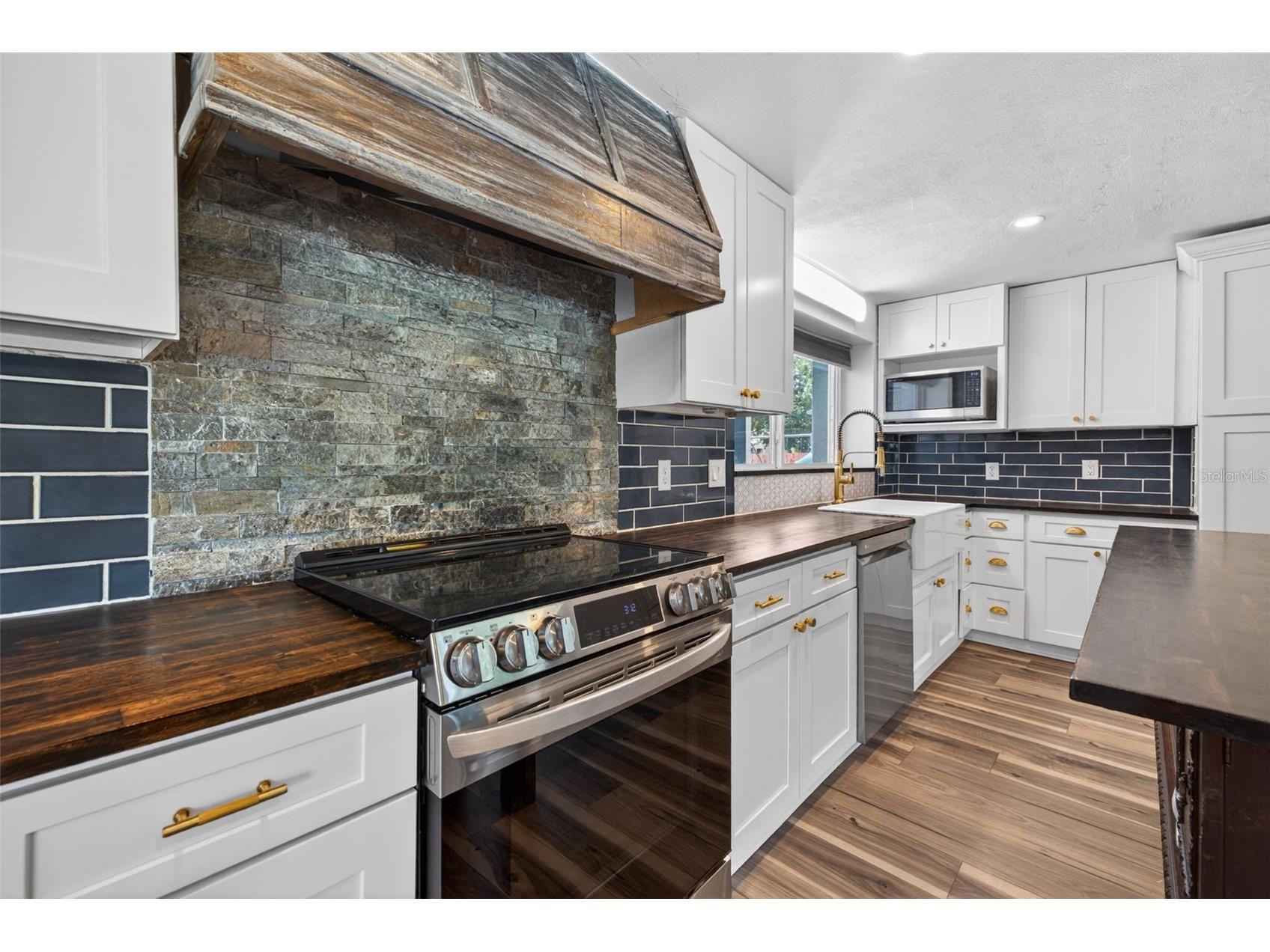 1674 34th Avenue N Saint Petersburg FL 33713 TB8505687 image12