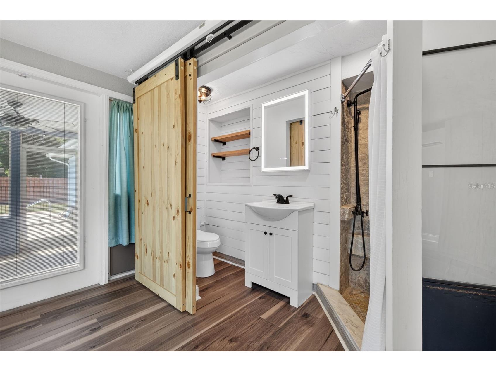 1674 34th Avenue N Saint Petersburg FL 33713 TB8505687 image20