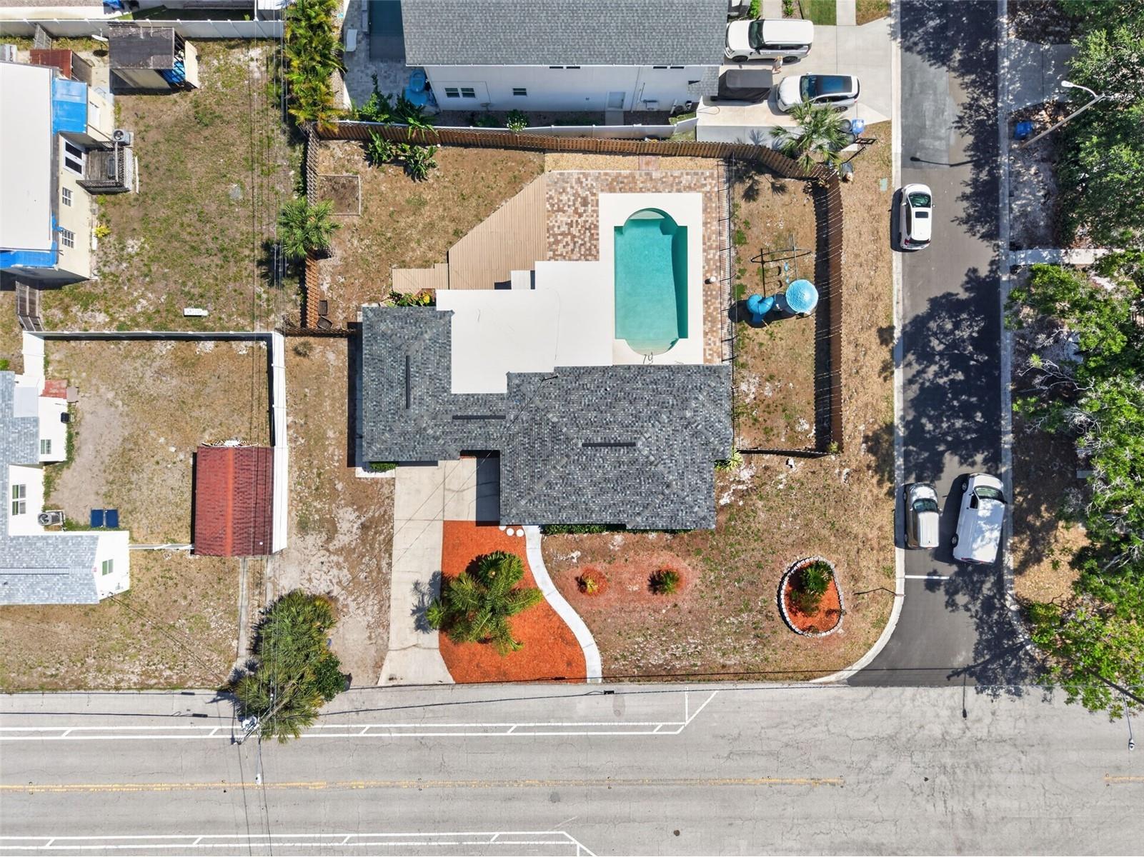 1674 34th Avenue N Saint Petersburg FL 33713 TB8505687 image3