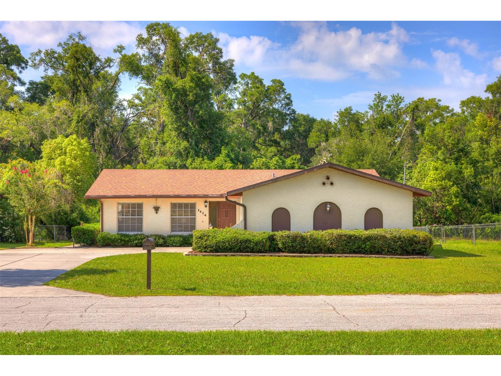 1674 Beasley Drive Deland FL 32720 V4949486 image1