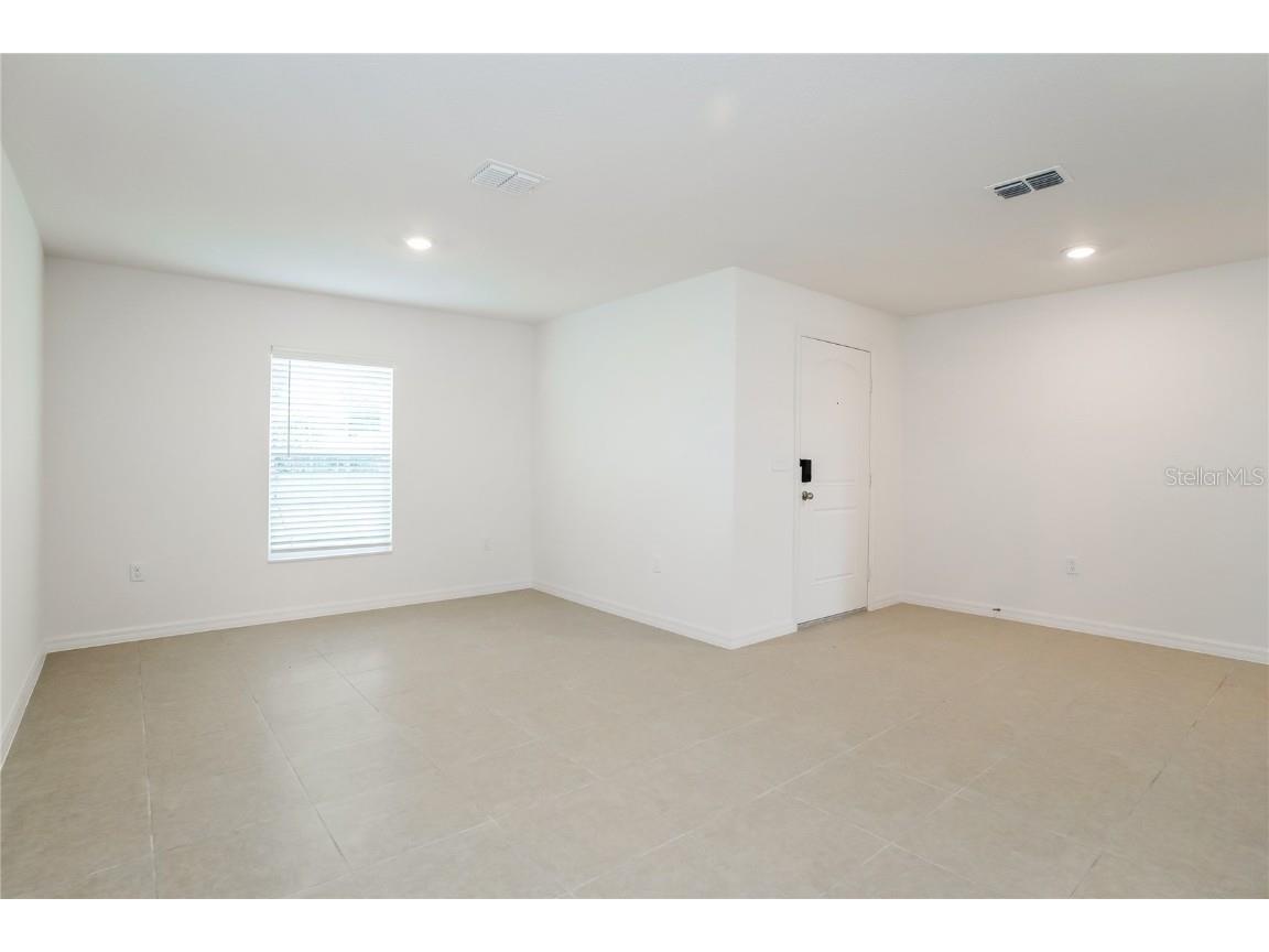 1674 Hideaway Flat Street Mascotte FL 34753 O6359781 image3