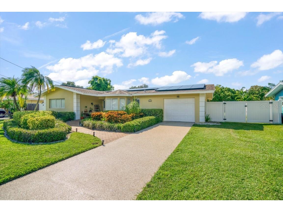 1674 Indian Rocks Road S Largo FL 33774 U8213739 image1