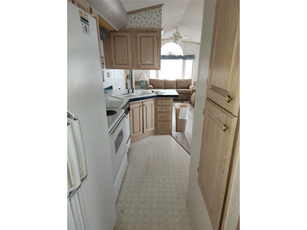 1674 University Parkway #174 Sarasota FL 34243 A4637448 image8