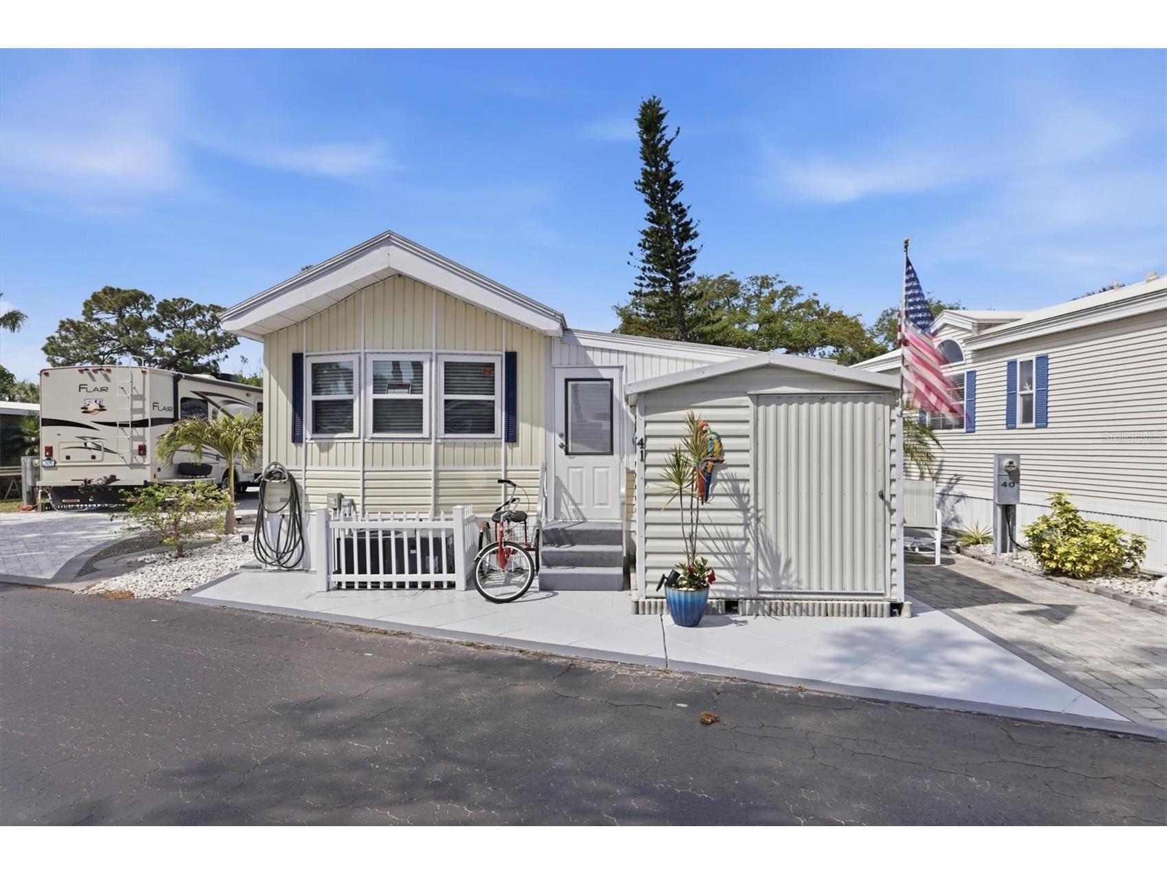 1674 University Pkwy #41 Sarasota FL 34243 A4687957 image2