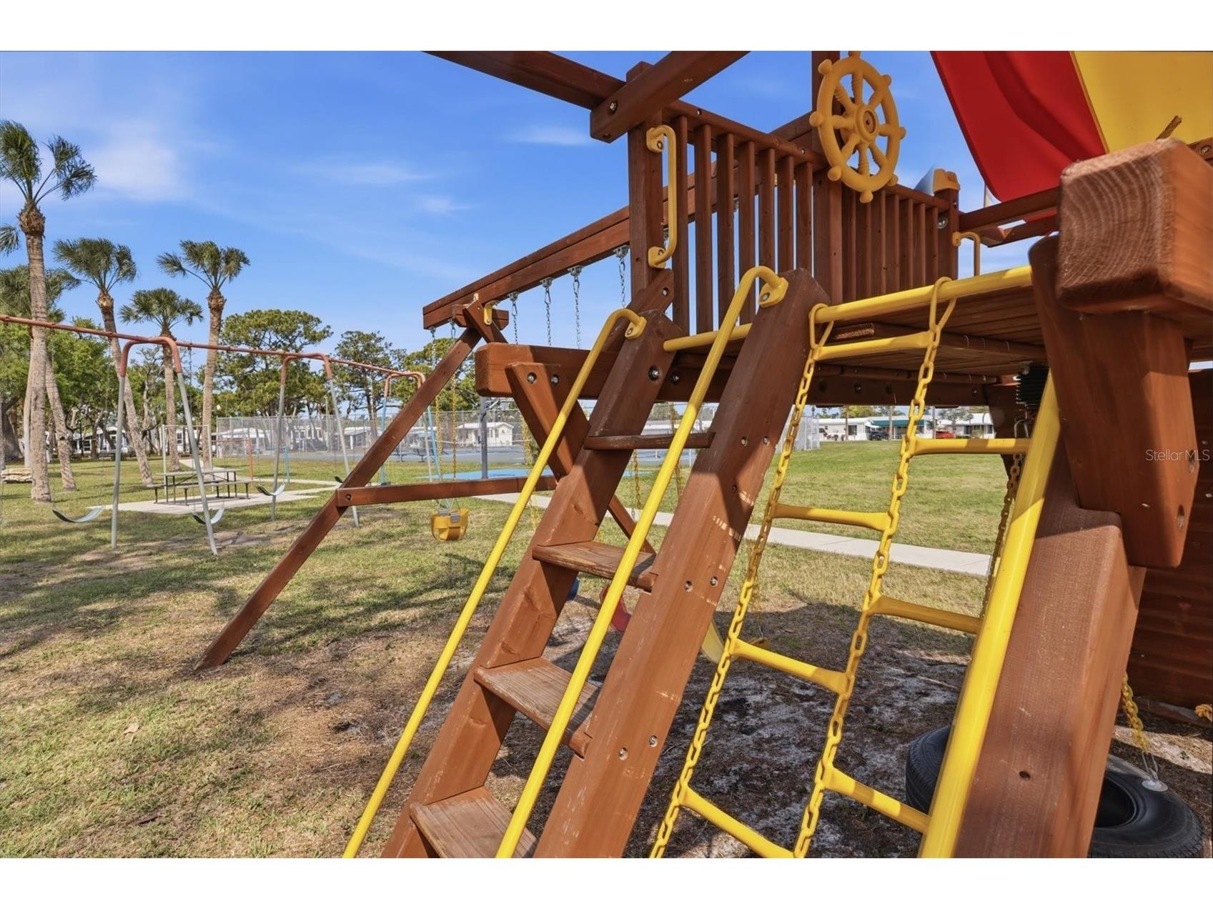 1674 University Pkwy #41 Sarasota FL 34243 A4687957 image29