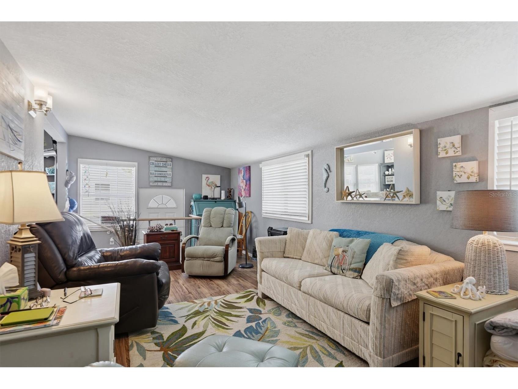 1674 University Pkwy #41 Sarasota FL 34243 A4687957 image8