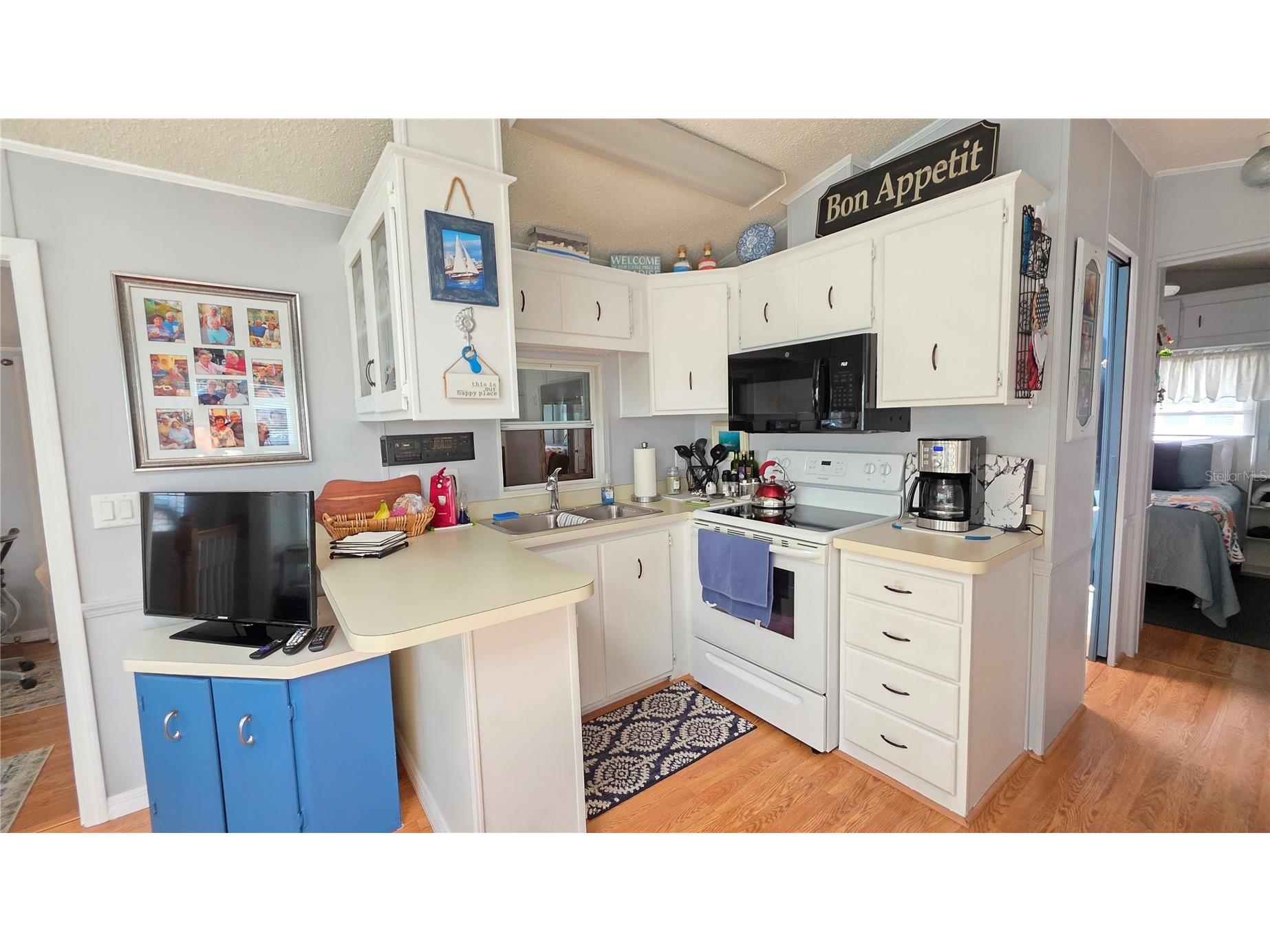 1674 University Pkwy Lot 129 Sarasota FL 34243 A4691593 image14
