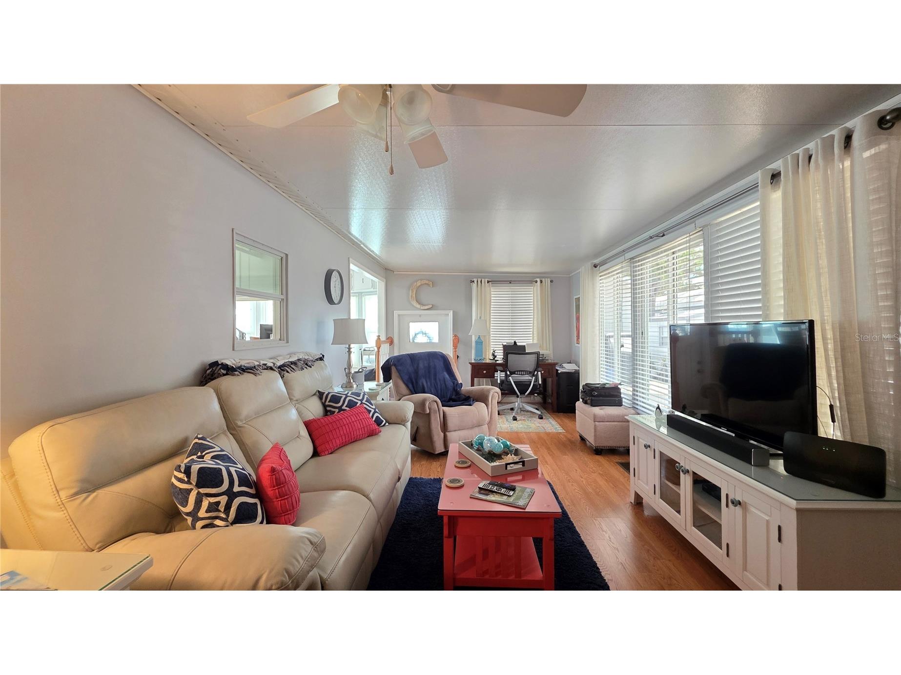 1674 University Pkwy Lot 129 Sarasota FL 34243 A4691593 image18