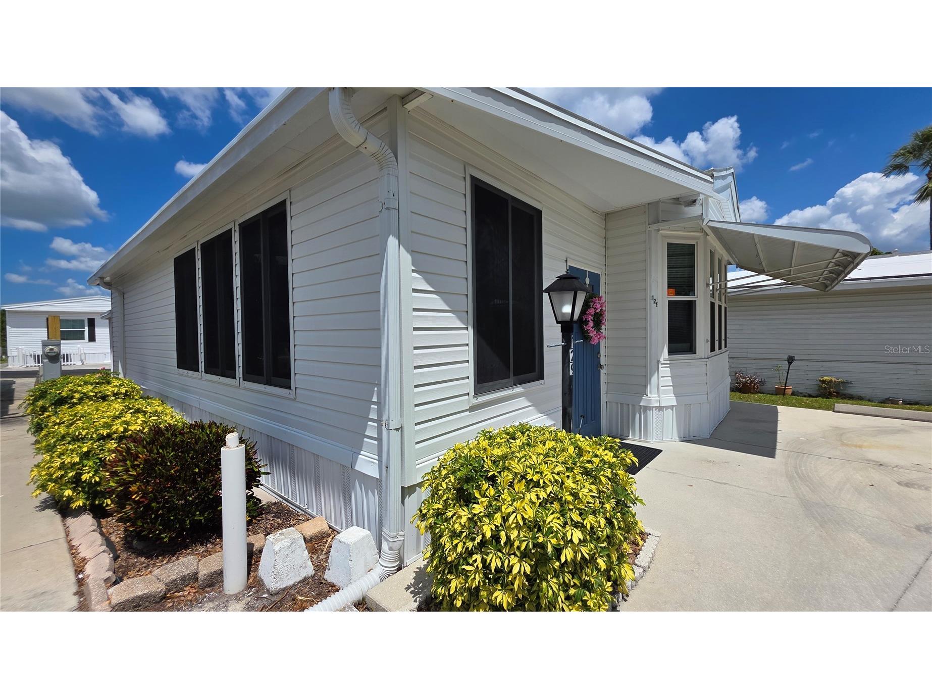 1674 University Pkwy Lot 129 Sarasota FL 34243 A4691593 image4