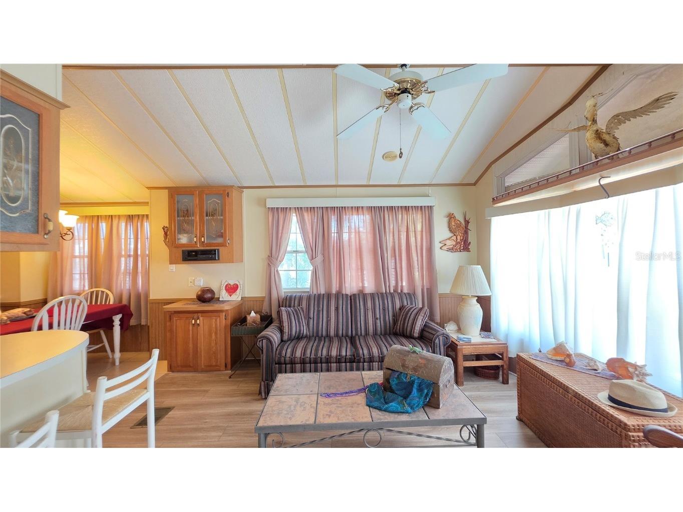 1674 University Pkwy Lot 159 Sarasota FL 34243 A4673288 image13