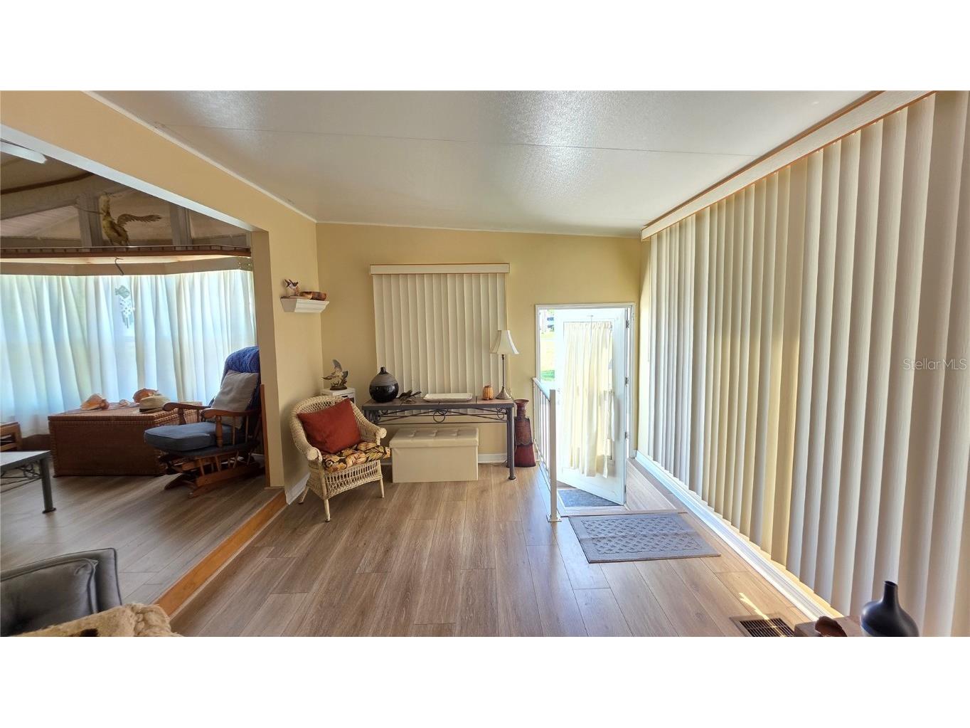 1674 University Pkwy Lot 159 Sarasota FL 34243 A4673288 image18