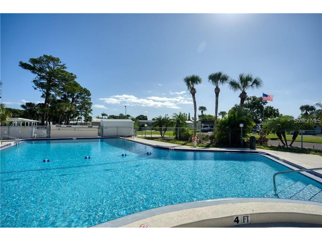 1674 University Pkwy Lot 159 Sarasota FL 34243 A4673288 image29