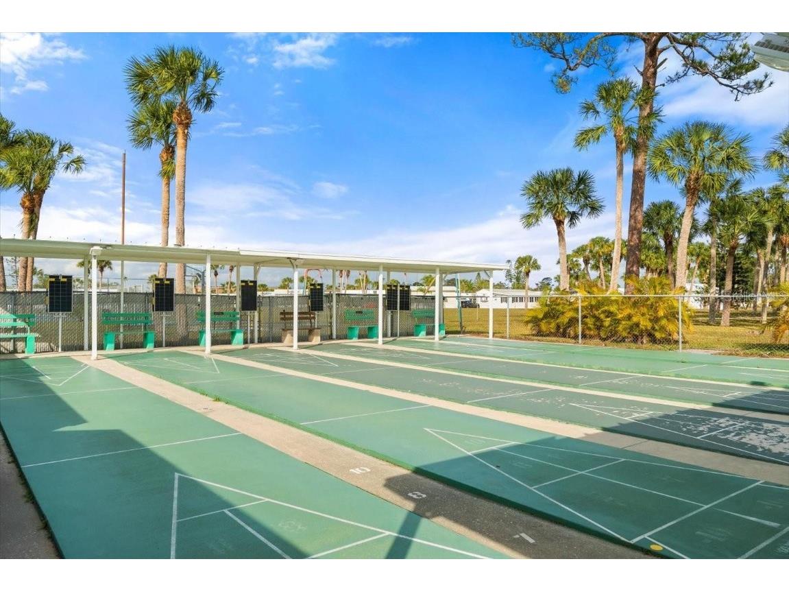 1674 University Pkwy Lot 159 Sarasota FL 34243 A4673288 image31