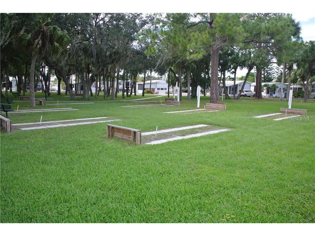 1674 University Pkwy Lot 159 Sarasota FL 34243 A4673288 image34
