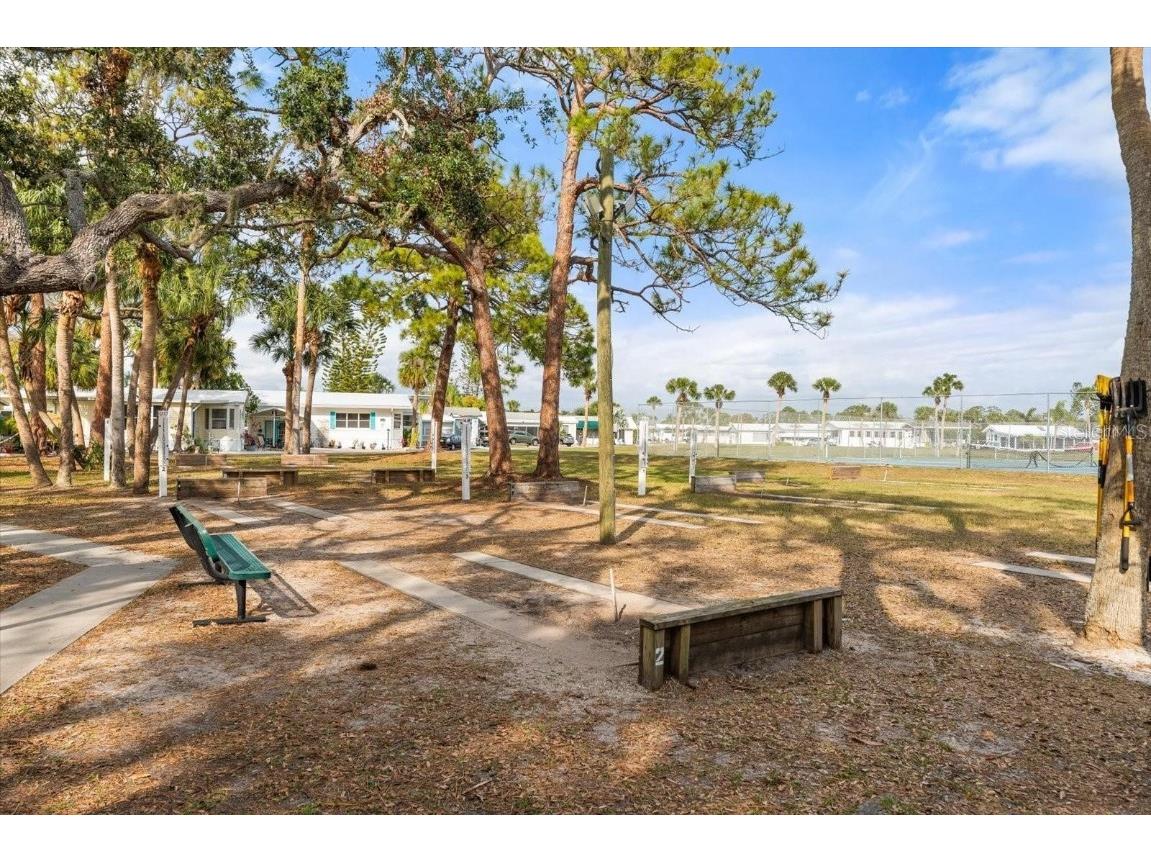 1674 University Pkwy Lot 159 Sarasota FL 34243 A4673288 image38