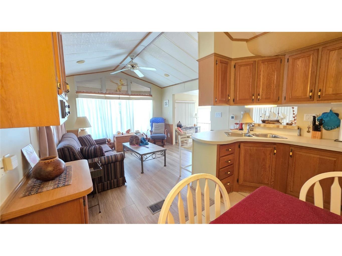 1674 University Pkwy Lot 159 Sarasota FL 34243 A4673288 image8