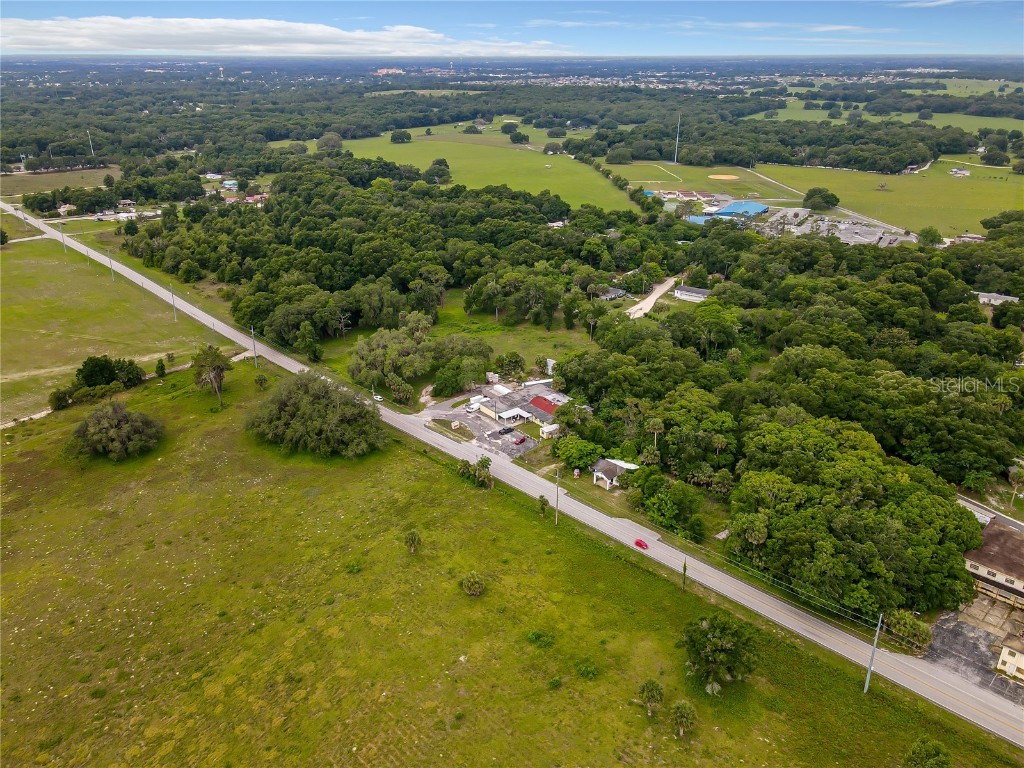 16740 S Highway 25 Weirsdale FL 32195 OM659729 image1