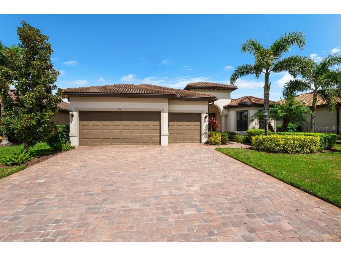 16741 Ellsworth Avenue Bradenton FL 34202 A4640199 image3