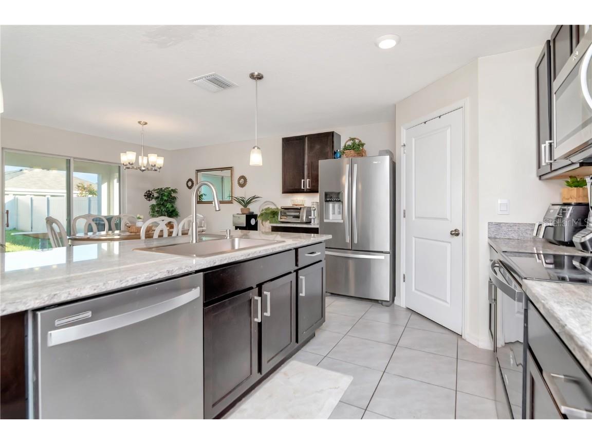 16742 Sunburst Lake Street Wimauma FL 33598 A4669159 image8