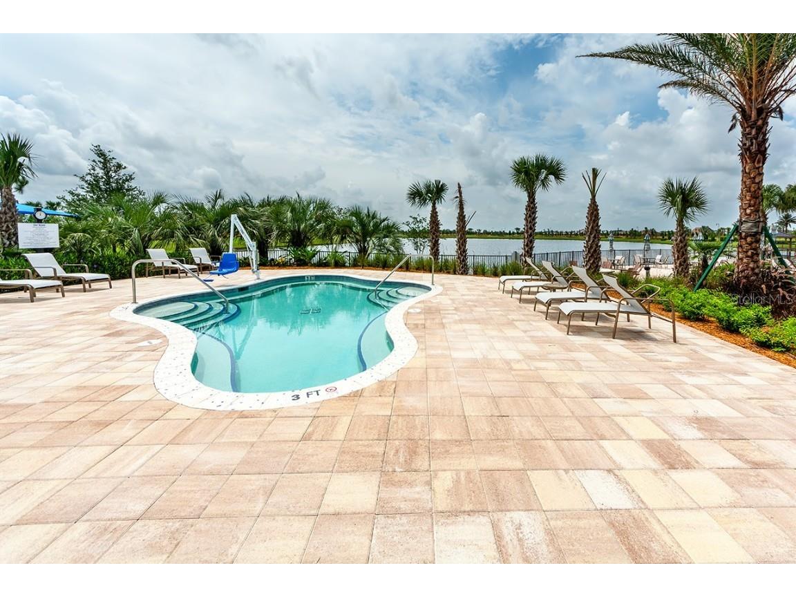 16745 Ellsworth Avenue Bradenton FL 34202 A4671346 image46