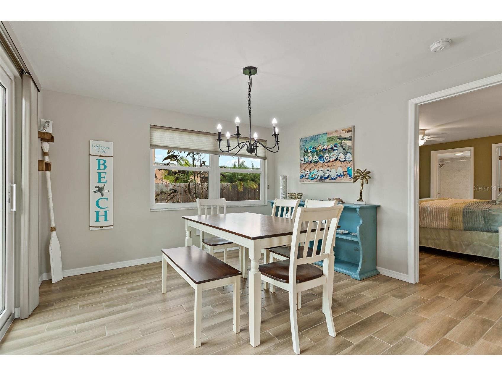 1675 Blakemore Lane Sarasota FL 34231 A4689240 image15